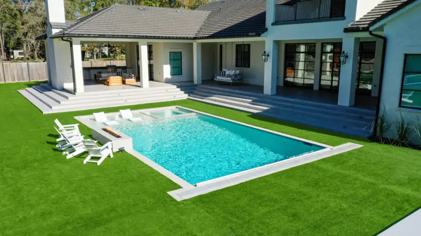 Automatic pool cover